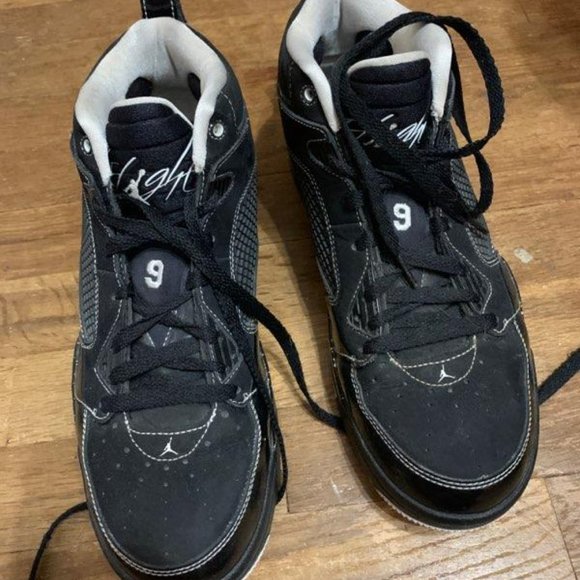 Jordan Other - Air Jordan Flight 9 Oreo sneakers